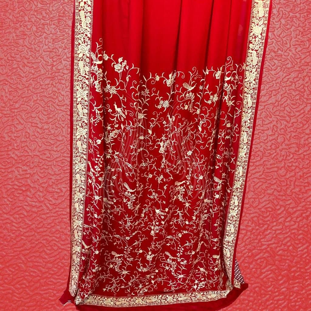 Red Crepe Peacock, Peony & Rose (G106)