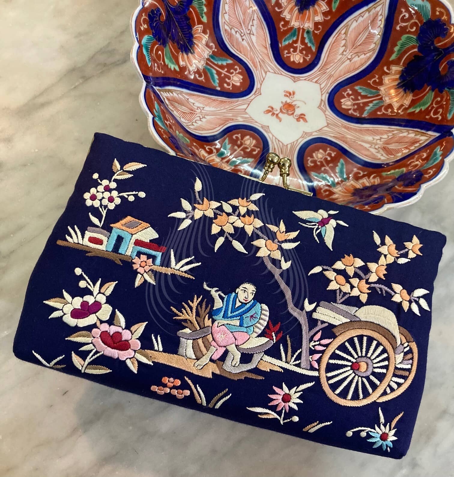 Blue Allure Cheena & Cart Gara (G61)